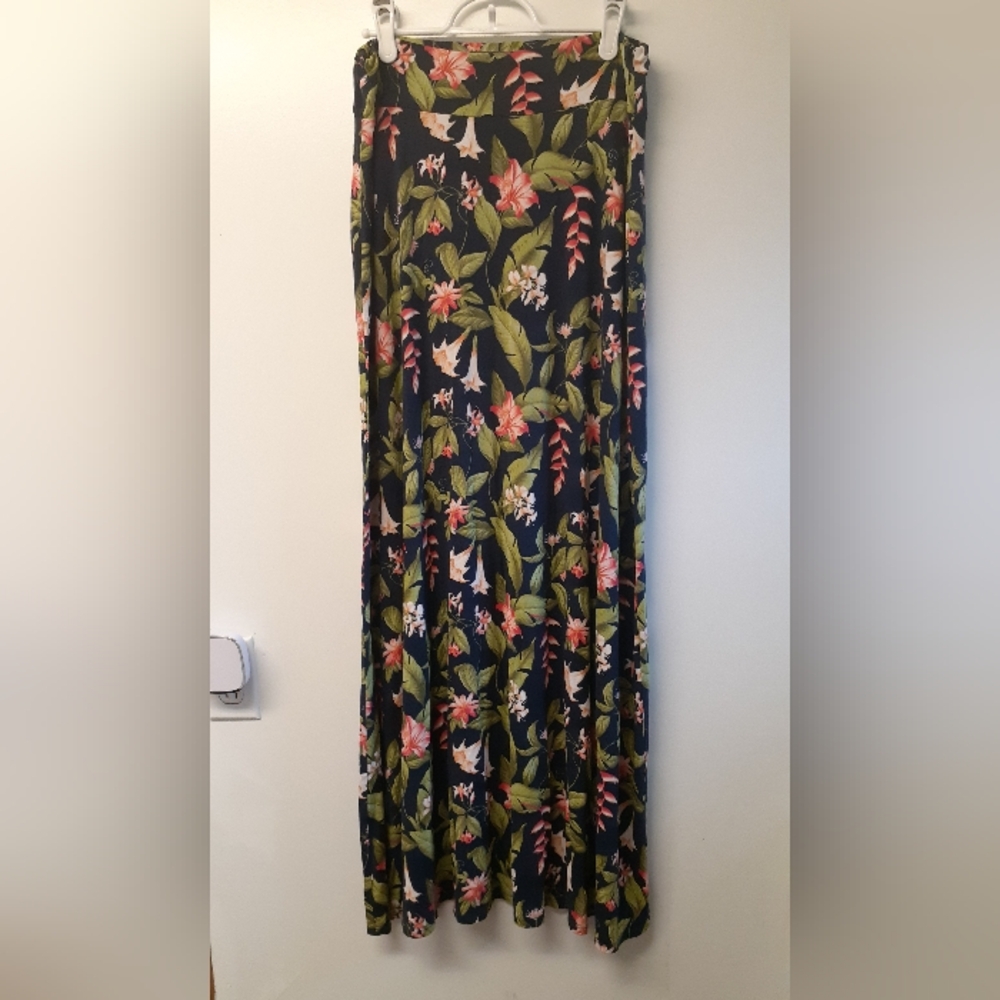 Tommy Bahama Floral Maxi Skirt - size small
